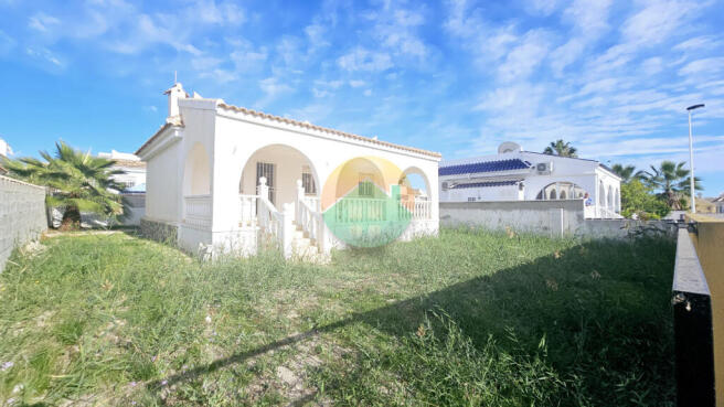 2 Bedroom Detached For Sale-FOD374-1