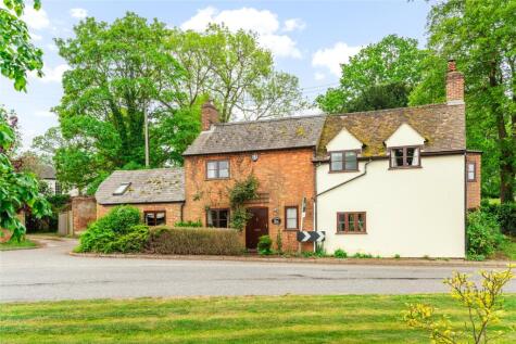 Newport Road, Moulsoe, Buckinghamshire, MK16