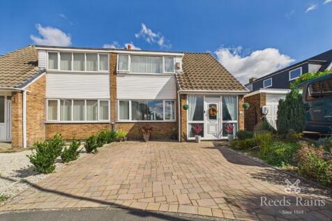 Ravensmead, Featherstone, Pontefract, West Yorkshire, WF7