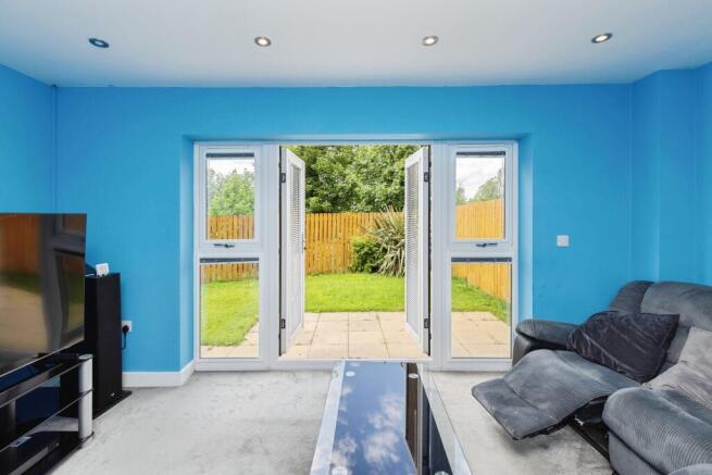 3 bed Semi-Detached for sale Image 9