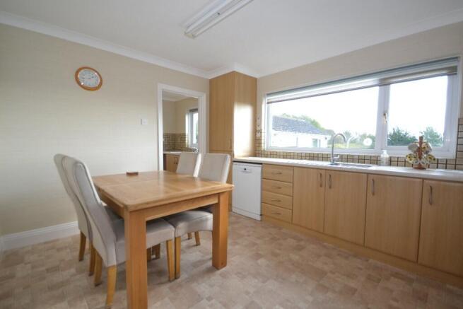 Kitchen/Breakfast Ro