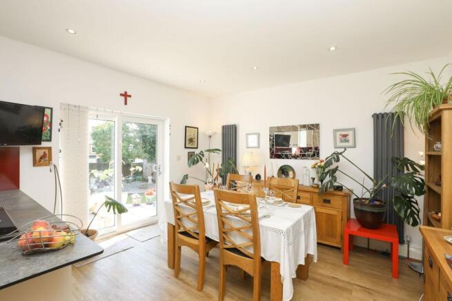 3 bed Detached for sale Image 8