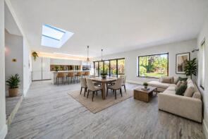 33 Tupelo, East Lane, Leatherhead KT24 6HQ