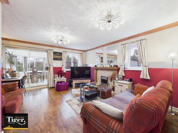 CAM03440G0-PR0515...