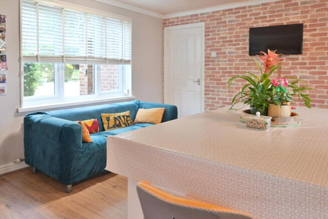 3 bed Detached for sale Image 9