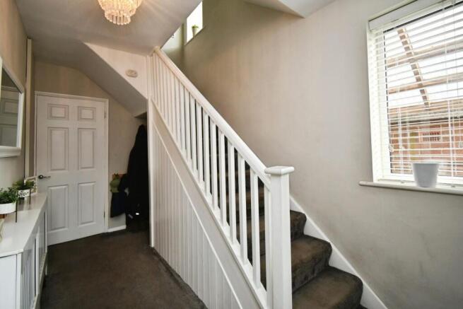 3 bed Semi-Detached for sale Image 7