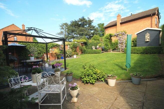 rear garden .