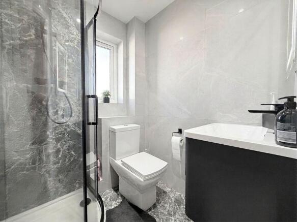 3 bed Semi-Detached for sale Image 12