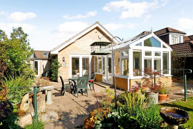Rear bungalow