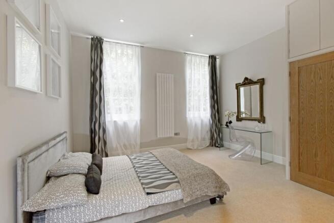 3 Regal House, 14...