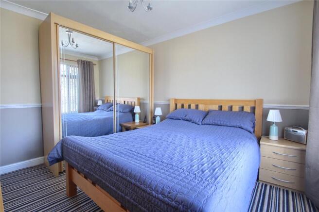 3 bed Semi-Detached for sale Image 11