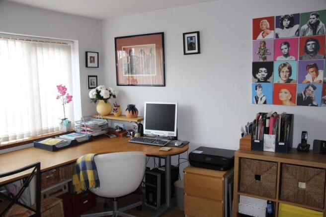 Photo 9