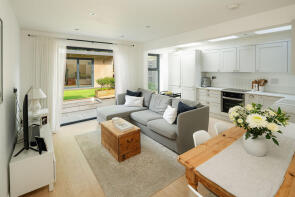 Flat A, 57, Herne Hill Road, London SE24 0AX