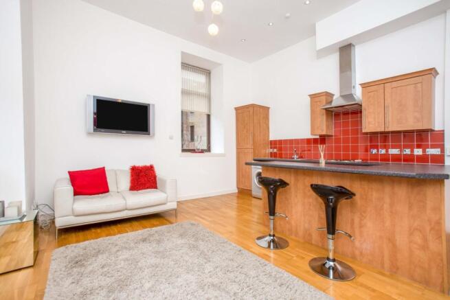 Lounge / Kitchen