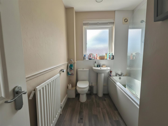 2 bed Terraced for sale Image 6