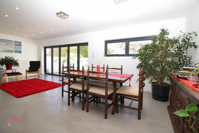 Living Room/Kitchen
