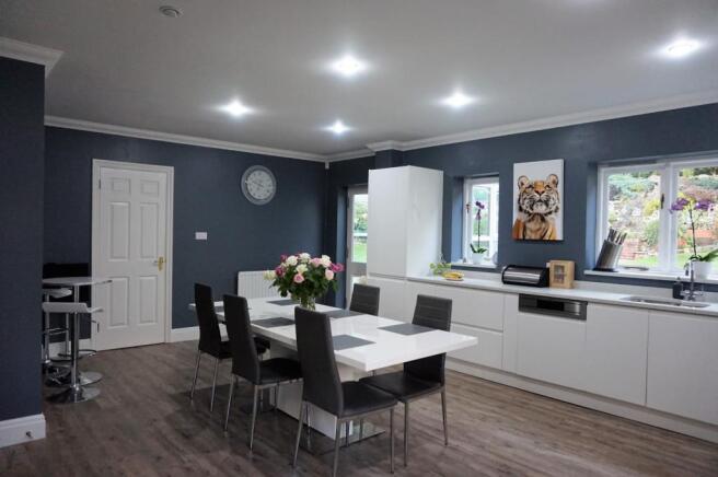 Kitchen / Breakfast