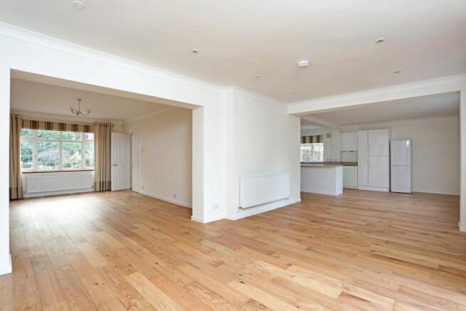 15 North Park 159...