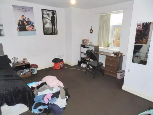 7 bed Terraced to rent Image 8