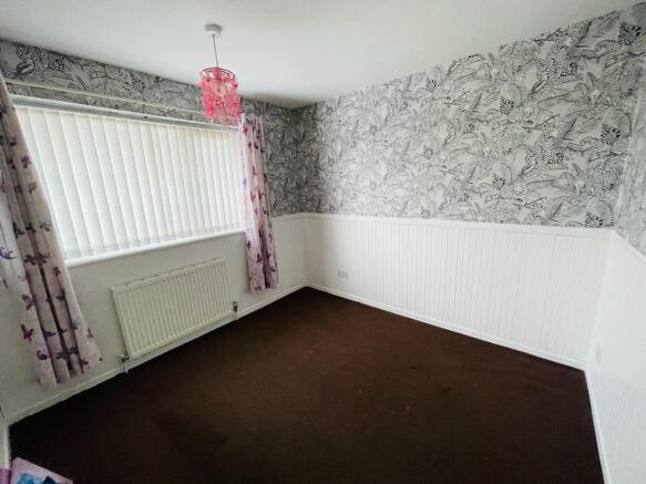 4 bed Detached to rent Image 9