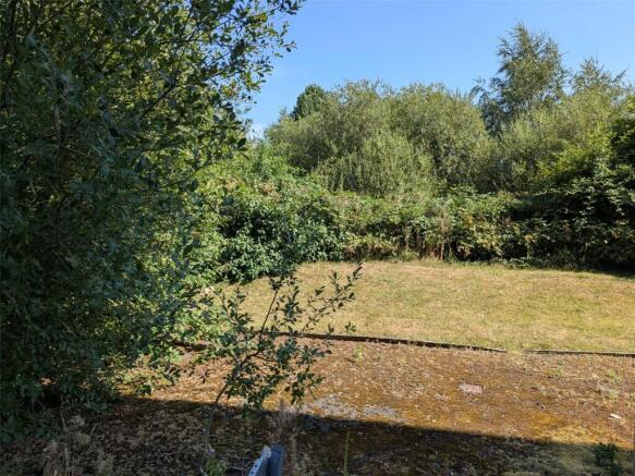 Land to rent Image 11