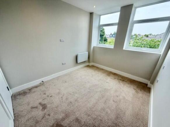 1 bed Apartment to rent Image 6