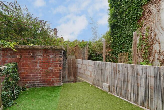 3 bed End of Terrace for sale Image 12