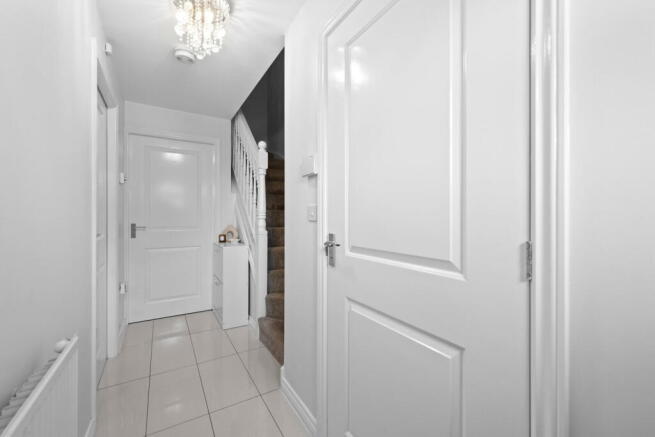 3 bed Semi-Detached for sale Image 9