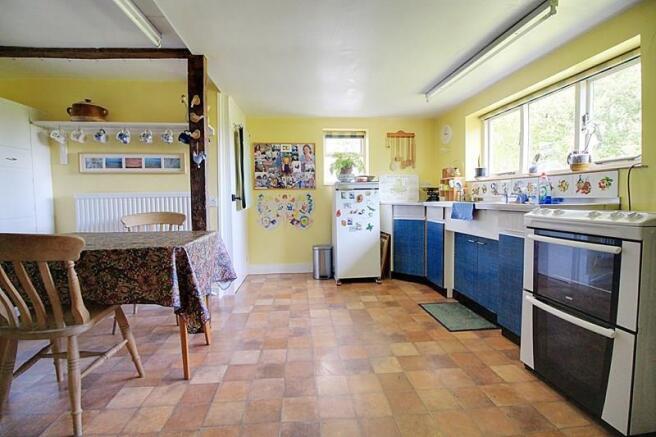 Kitchen/Breakfast Rm