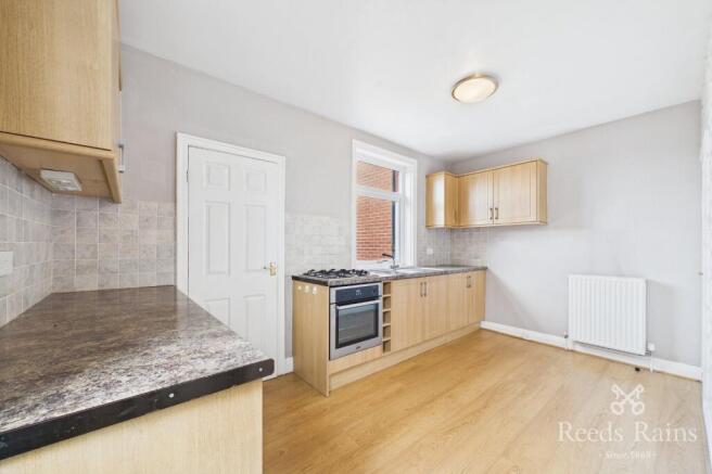 2 bed Semi-Detached for sale Image 9