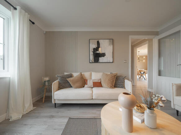 4 bed Detached for sale Image 8