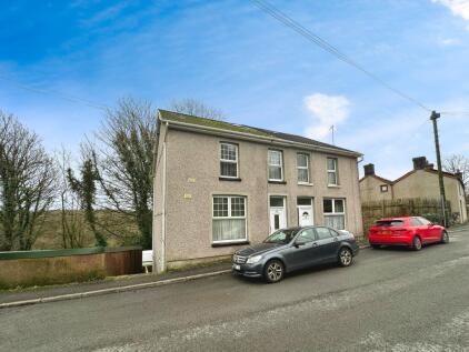 Bridgend Road, Aberkenfig, CF32
