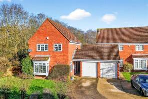 7, Sanders Close, Bedford MK42 8RX