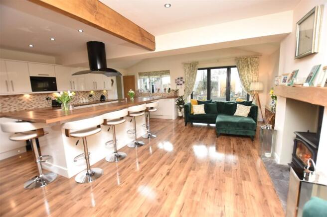 Kitchen/Family Room
