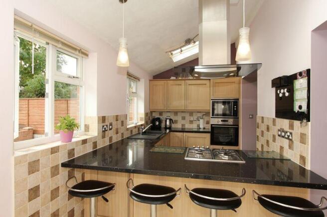 KITCHEN 1