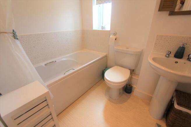 Bathroom.JPG