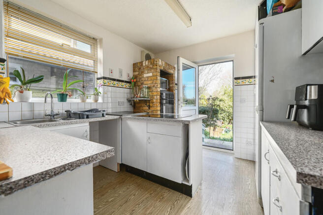 101-rosemary-gard...