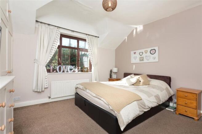 Master Bedroom Img 2