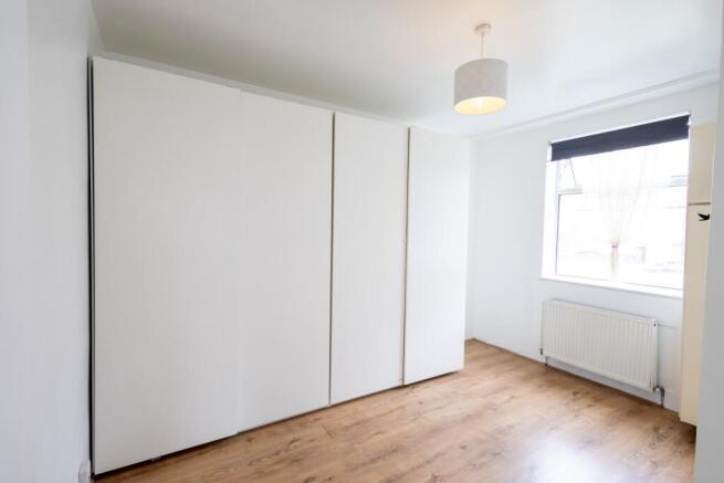 2 bed Flat to rent Image 6