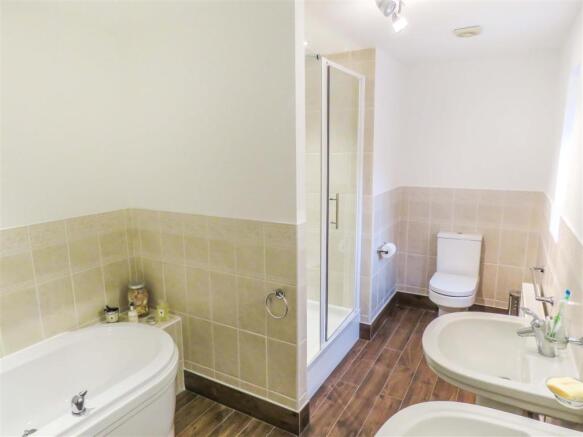 En-Suite.JPG