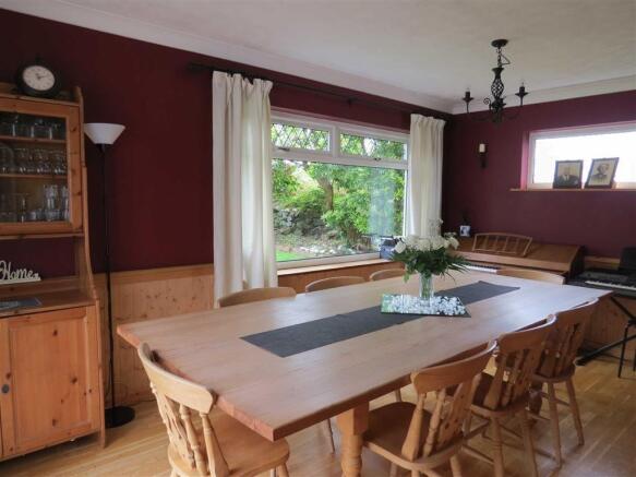 Dining Room: