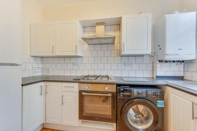 KITCHEN/DINER AND LOUNGE