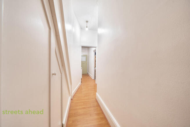 2cddc974-8d8b-426...