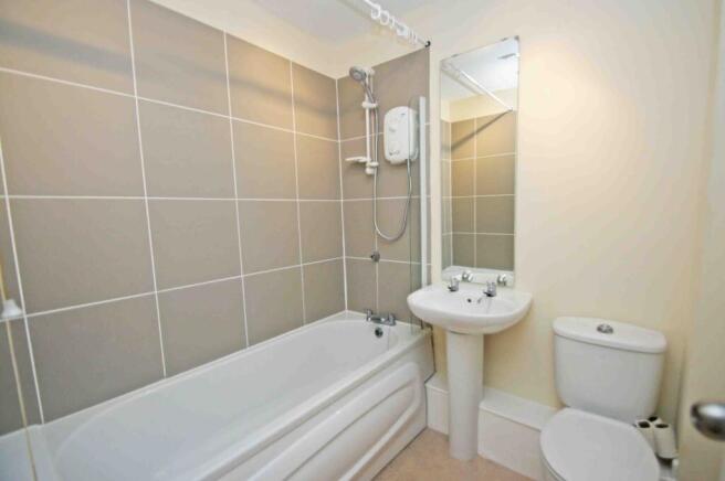 2 bed Flat to rent Image 7