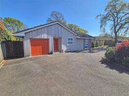 Chestnut Lodge, Southern Lane, New Milton BH25 7JE