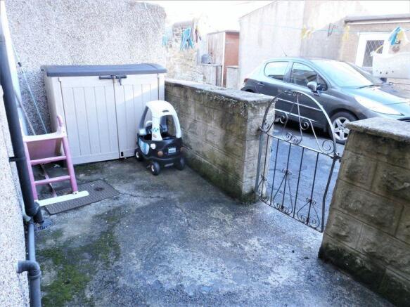 Photo 9