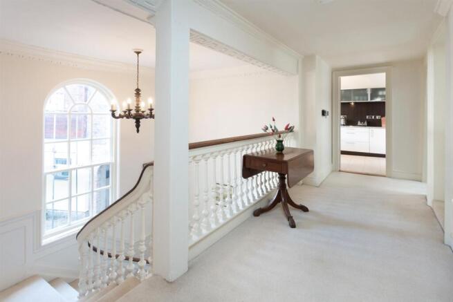 2 bed Terraced for sale Image 7