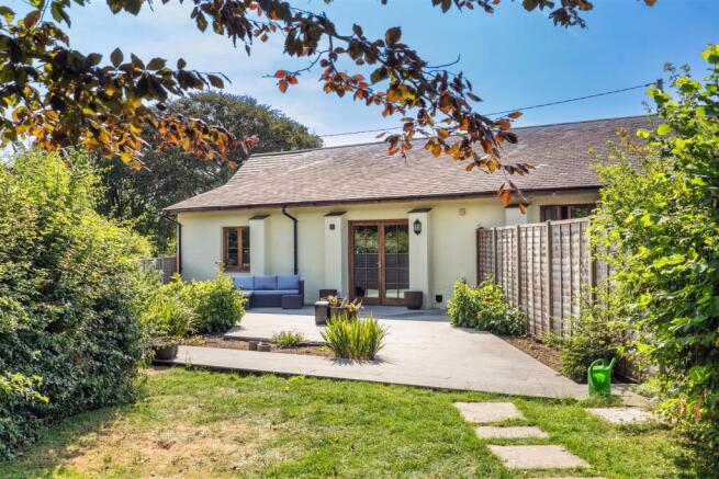 Galmington Cottage 1 Front.jpg