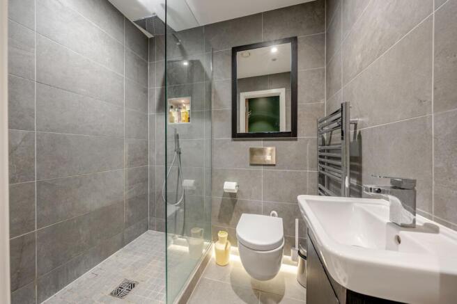 2 bed Flat to rent Image 7
