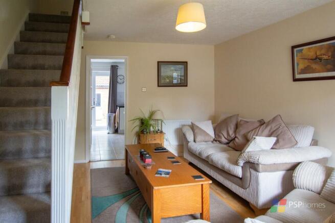Living room 1.jpg